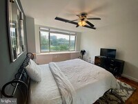 Building Photo - 1111 Arlington Blvd