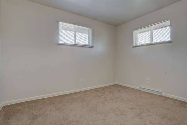 Building Photo - 16270 W 14th Ave