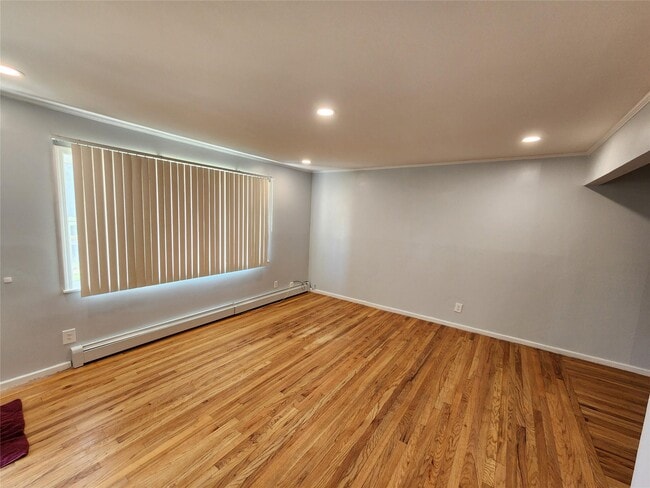 Building Photo - 29 Lenox Ave