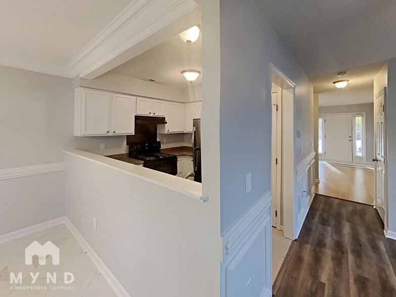 Building Photo - 6 Yorkfield Ct