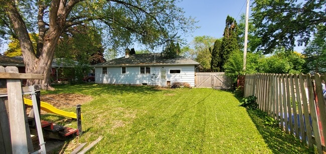 Building Photo - 1163 Higgins Ave