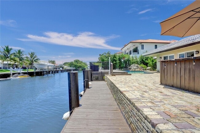 Building Photo - 3100 NE 56th Ct