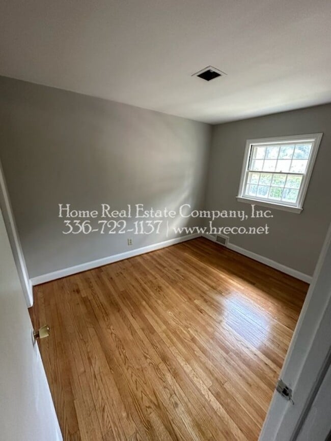 Building Photo - 1615 W Northwest Blvd