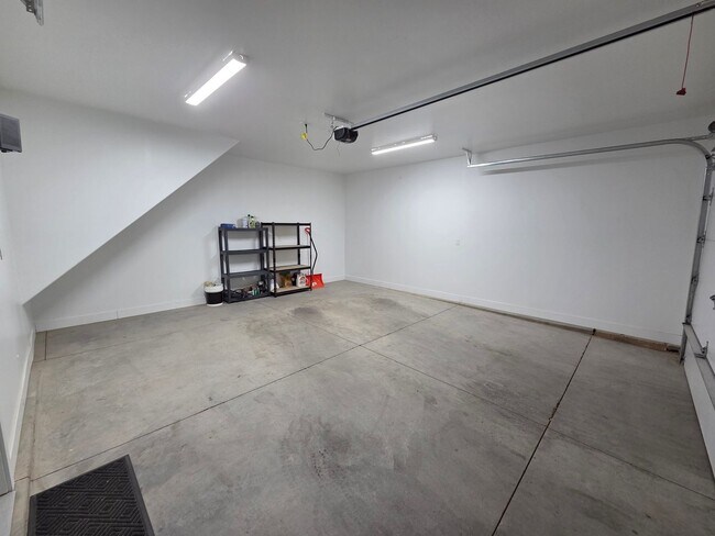 Building Photo - 3127 W 1675 N