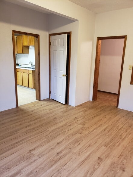Livingroom - 108 5th St