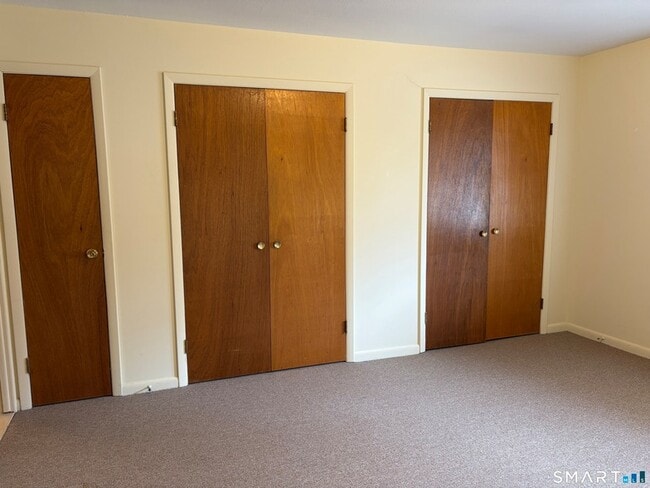 Building Photo - 888 Main St