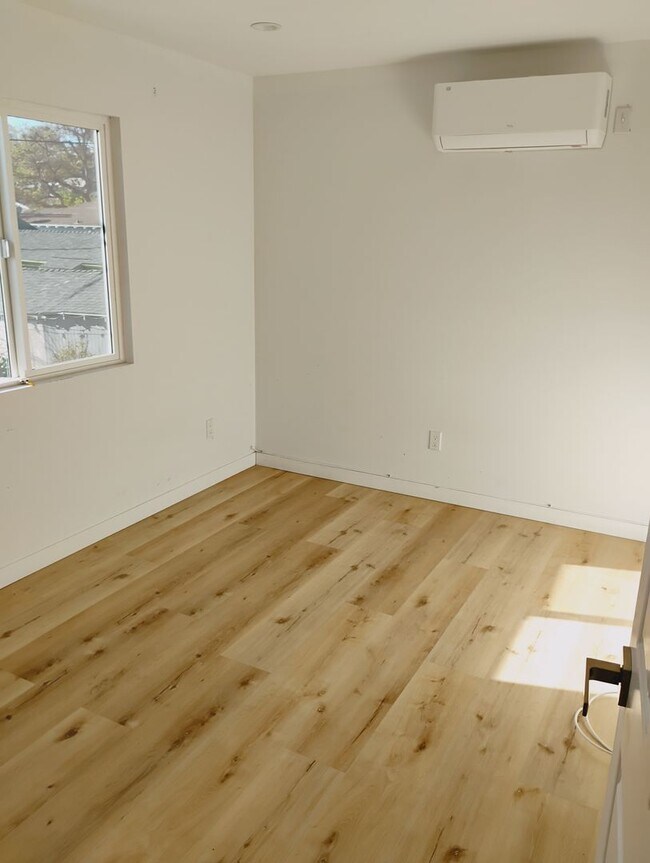 Building Photo - 6060 La Prada St