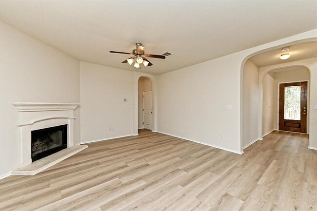 Building Photo - 31 Stone Terrace Dr