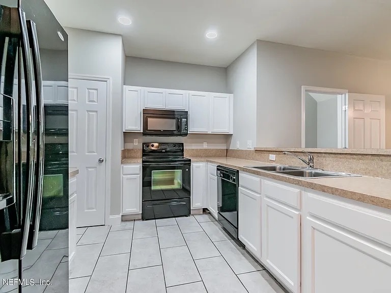 Building Photo - 5924 Bartram Village Dr