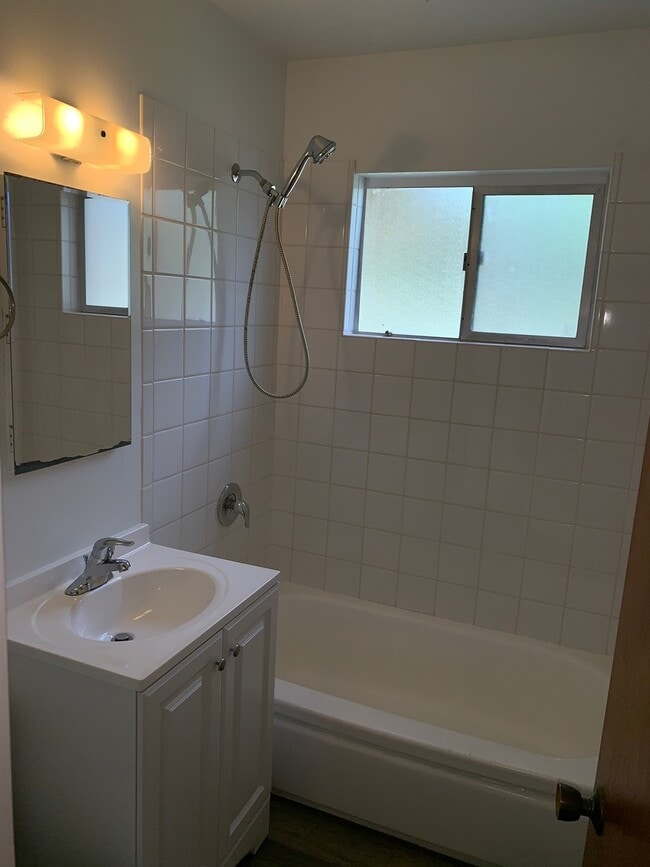 Building Photo - Downtown Del Mar Duplex with garage and yard.