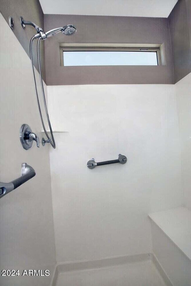 Building Photo - 4394 N Hummingbird Dr