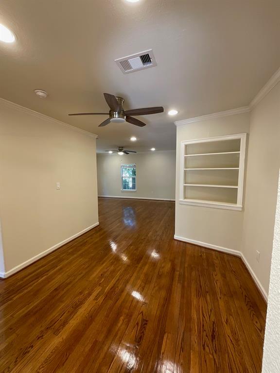 Building Photo - 2511 Shakespeare St