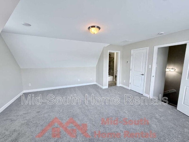 Building Photo - 7472 Kylan Dr