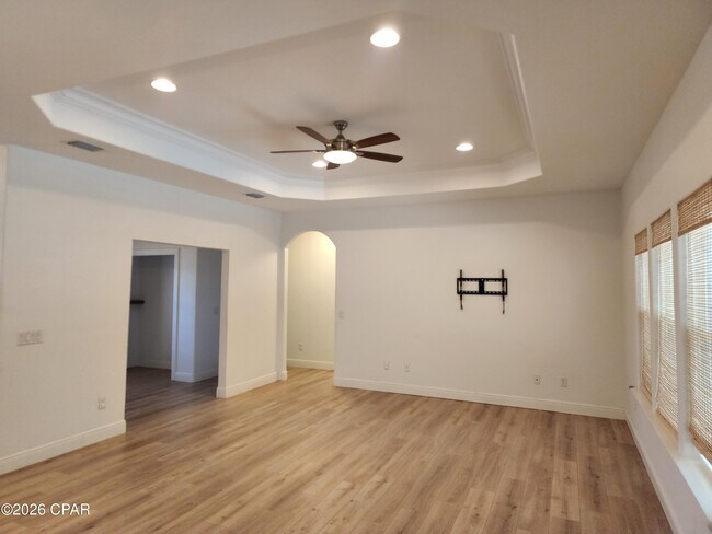 Building Photo - 114 Heather Dr