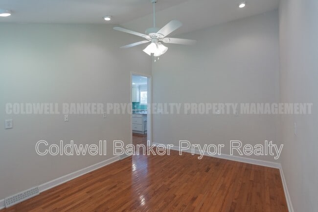 Building Photo - 4890 College Dr E