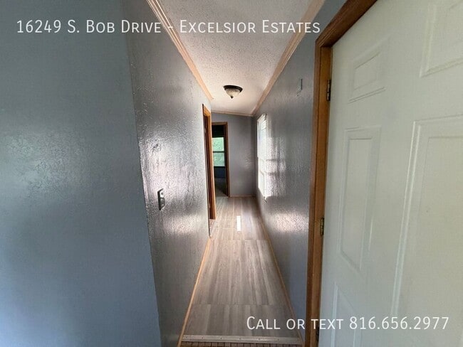Building Photo - 16249 Bob Dr