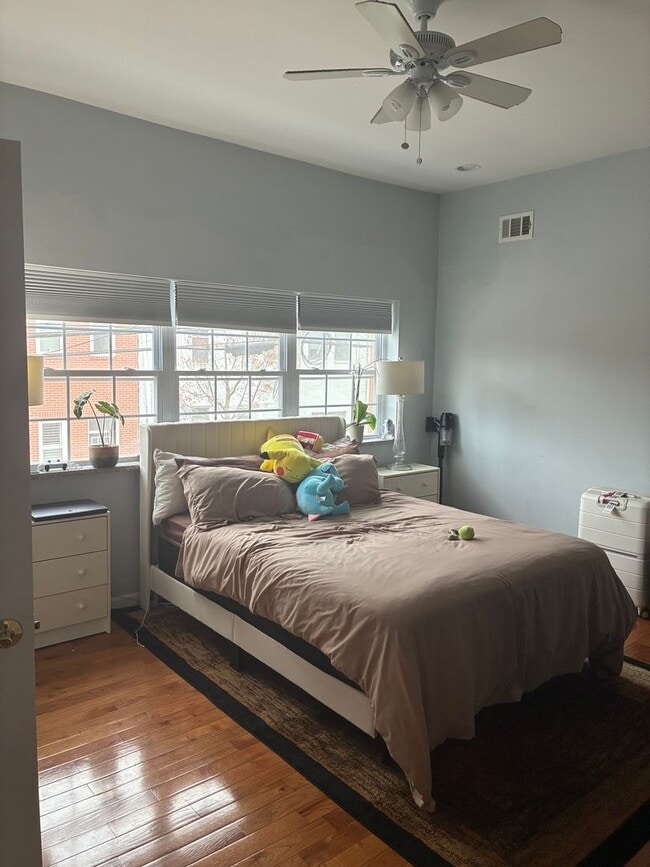 Building Photo - SPACIOUS LAWRENCEVILLE 3 BED 2.5 BATH! PERFECT LOCATION!