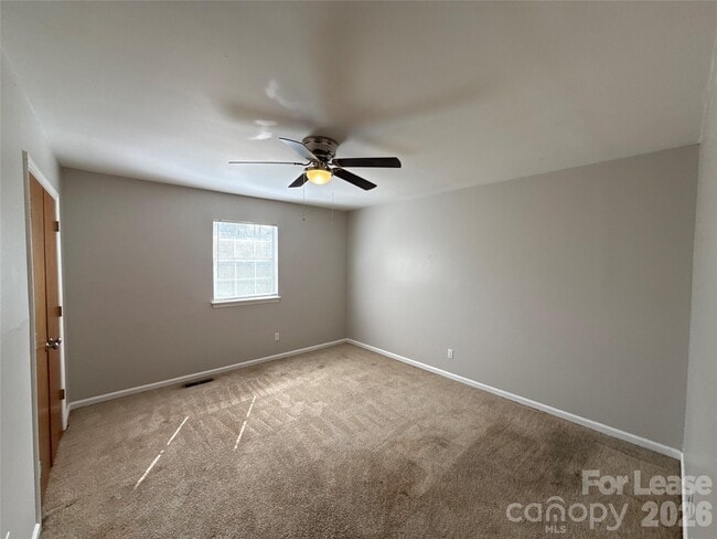 Building Photo - 409 Hawley Ave