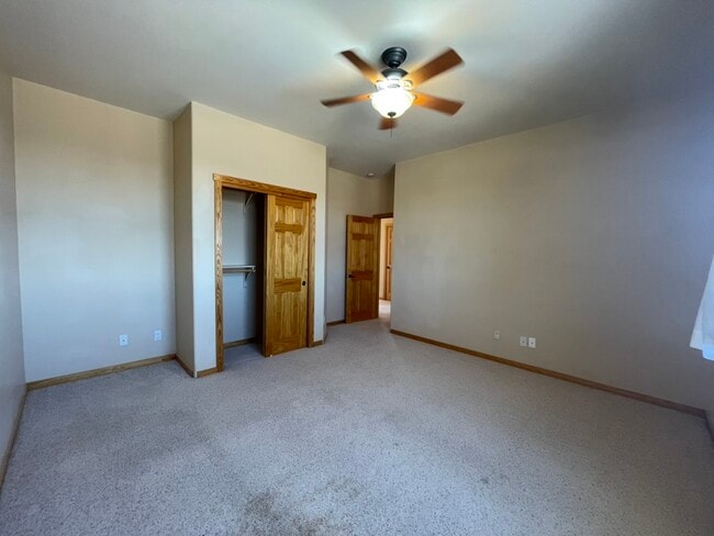 Building Photo - 6809 Chapingo Rd NE