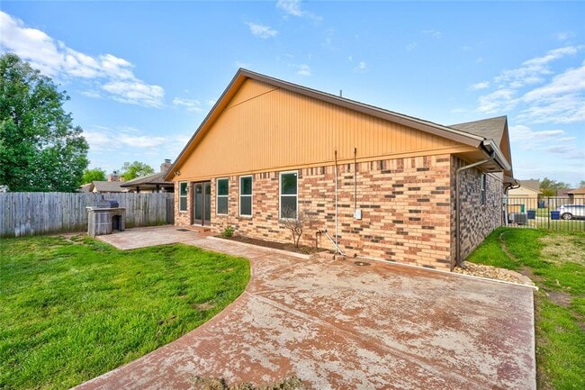 Building Photo - 13224 Marsh Ln