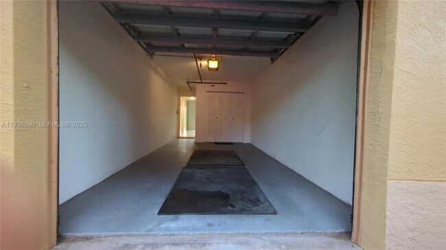 Building Photo - 4220 San Marino Blvd