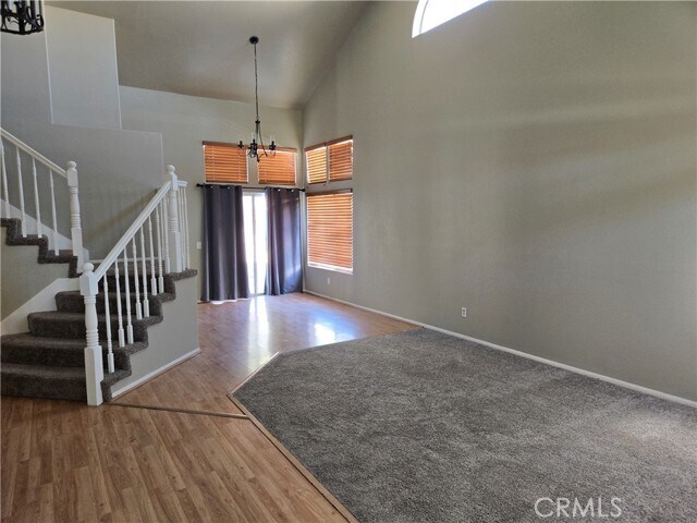 Building Photo - 15721 Lakeridge Rd