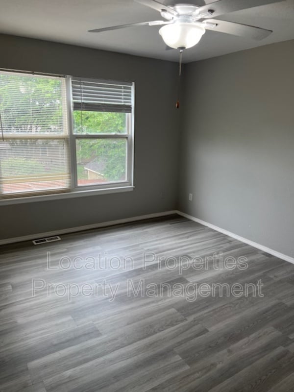Building Photo - 2767 Grand Cir