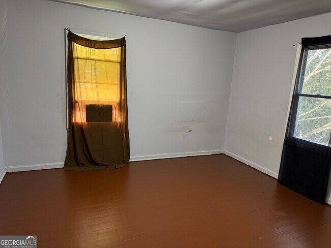 Building Photo - 41 Hollis Heights