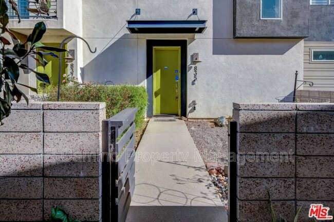 Building Photo - 835 Aloe Pl