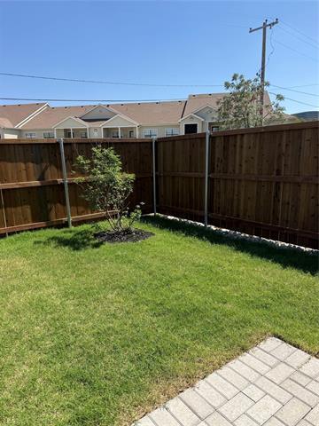 Building Photo - 5508 Mesa Cir