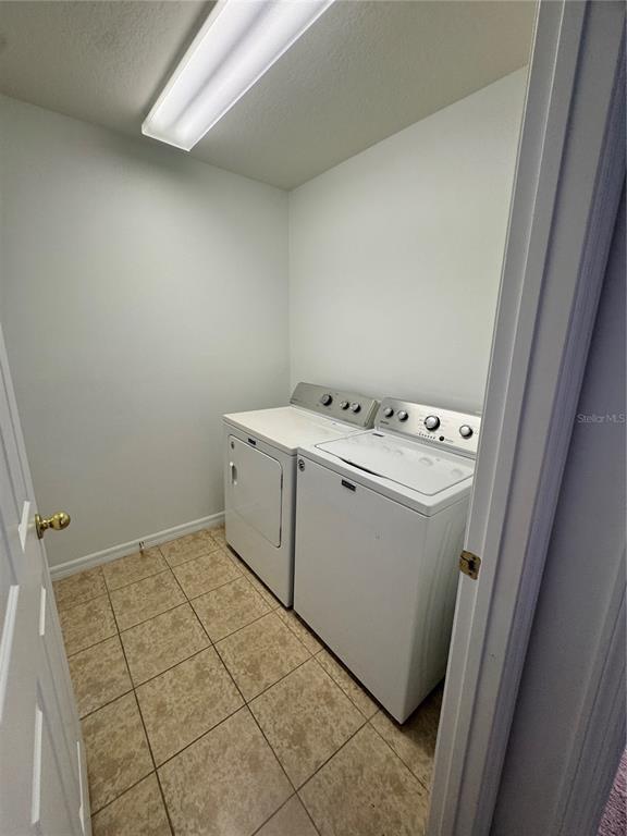 Building Photo - 3038 Seaview Castle Dr