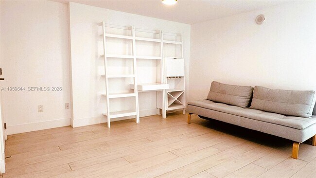 Building Photo - 400 Sunny Isles Blvd