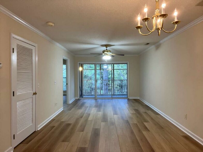 Building Photo - 4025 Sandtrap Ave