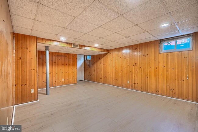 Building Photo - 3506 Millvale Rd