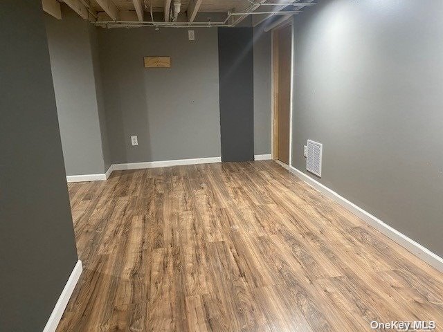 Building Photo - 704 Bellmore Rd