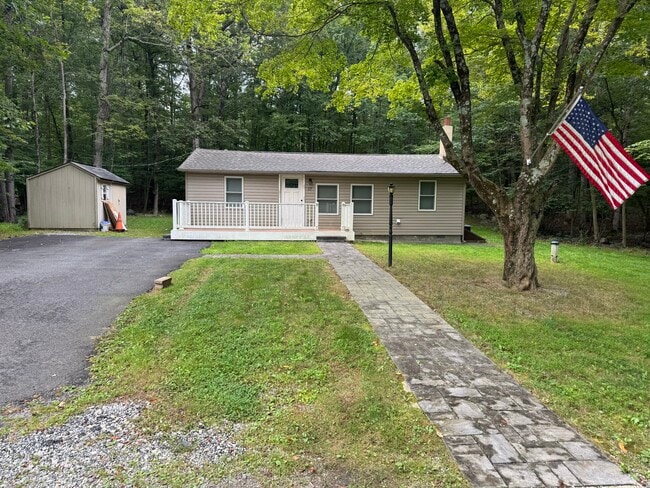 Building Photo - 17 Eastbrook Ln