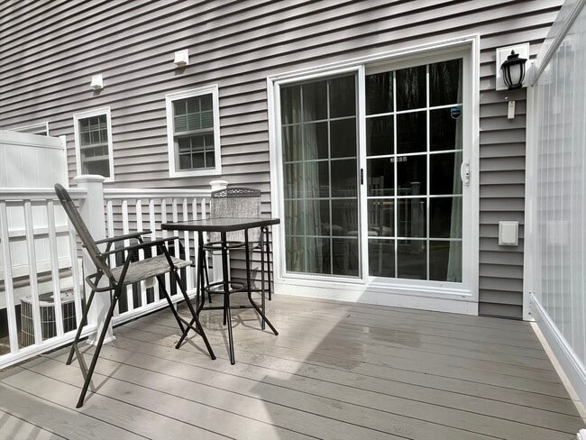 Building Photo - 51 Benjamin Landing Ln