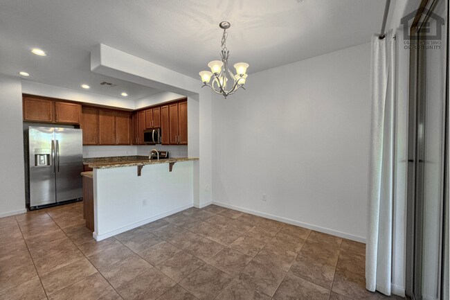 Building Photo - 2Bed/2Bath 2nd Floor Condo in North Scottsdale! Ready for Immediate Move-In! -- Gated Community! ...