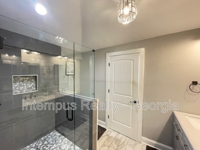 Building Photo - 1771 Dodson Dr SW