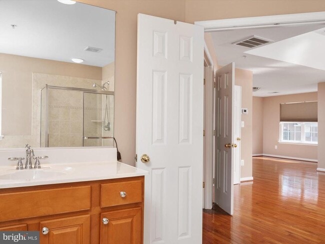 Building Photo - 1213 Heartland Ct