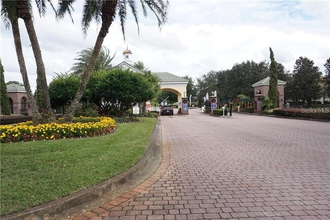 Building Photo - 1908 Greenbriar Ter