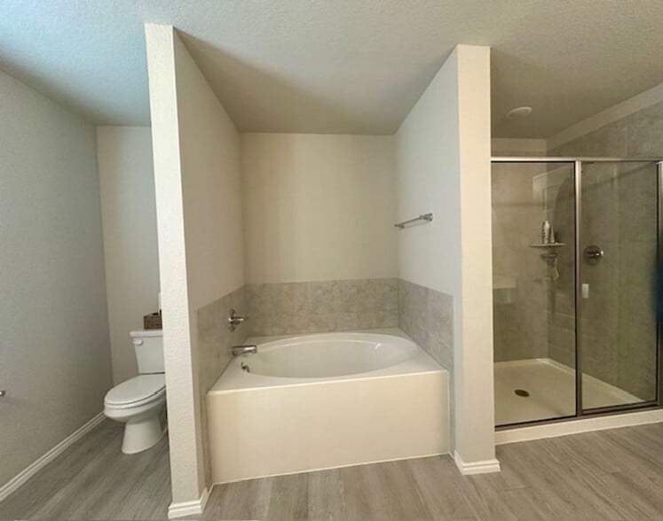 Building Photo - 6317 Bollard Dr