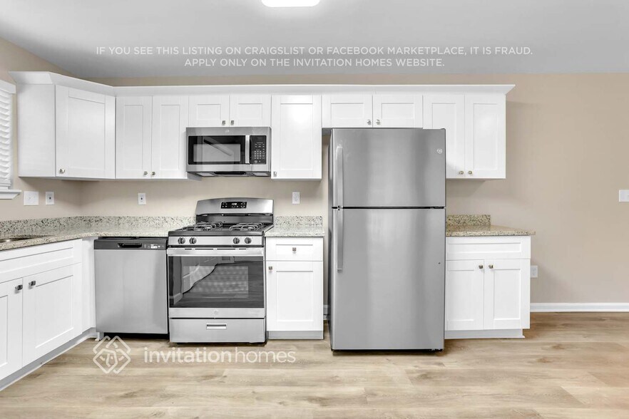 Building Photo - 7097 Stonecreek Dr