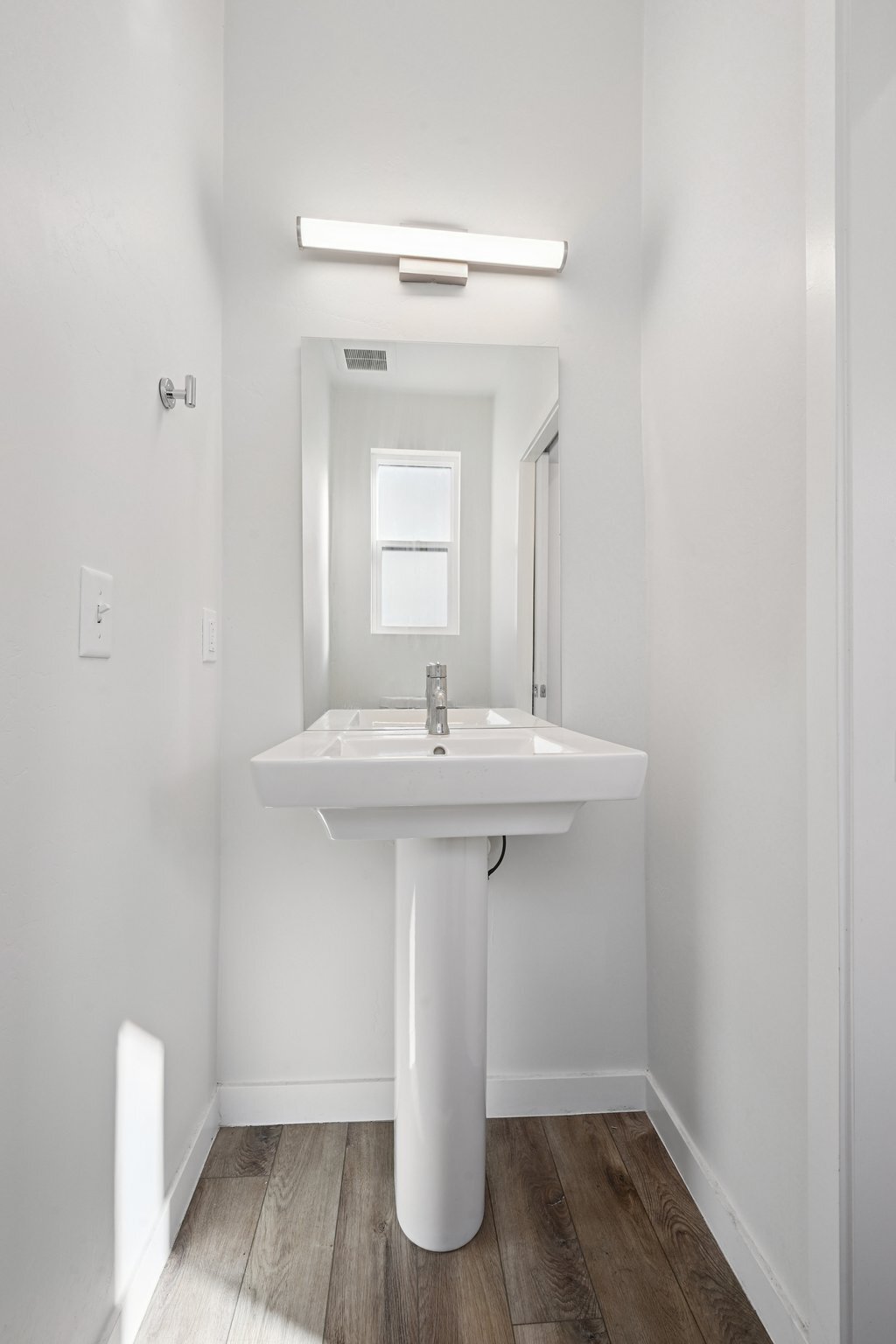 Building Photo - 1070 Balsam St