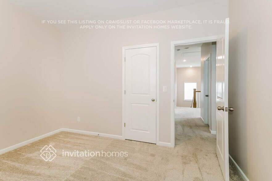 Building Photo - 15201 Autumn Sage Dr