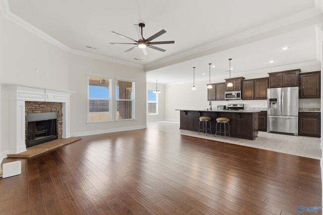 Building Photo - 133 Carleighfalls Dr