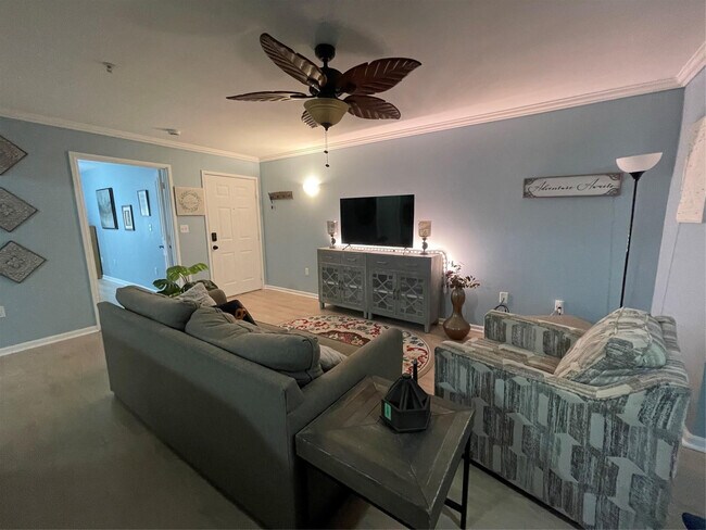 Building Photo - 200 Scotia Dr