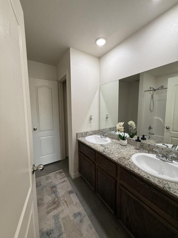 Building Photo - 6000 Harriet Tubman Ave