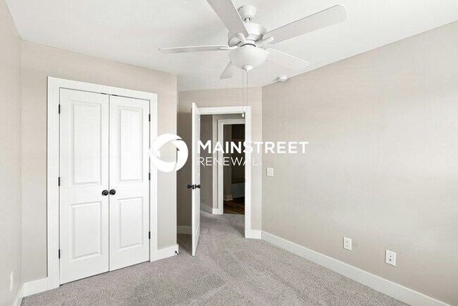 Building Photo - 3 Bedroom Pet-Friendly Home in Gallatin, TN with Main Street Renewal
