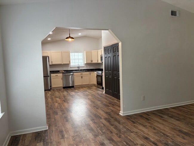 Building Photo - 3158 Huttersfield Cir